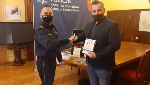 Komenda Powiatowa Policji w Dzierżoniowie uzyskała wsparcie ze Stowarzyszenia „Bezpieczna Gmina - Bezpieczny Powiat”