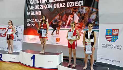 Trzy złote i cztery brązowe medale wywalczyli sumici z powiatu dzierżoniowskiego w Pucharze Polski w sumo