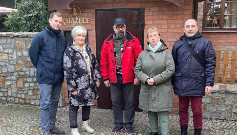Stowarzyszenie Polska 2050 Szymona Hołowni zorganizowało pomoc wigilijną osobom potrzebującym