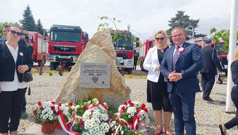 [FOTO] Uczcili 233. rocznicę uchwalenia Konstytucji 3 Maja i Dzień Strażaka w Marcinowicach