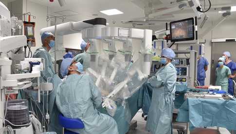 Rak prostaty: refundowany zabieg z wykorzystaniem robota w Uniwersyteckim Szpitalu Klinicznym we Wrocławiu