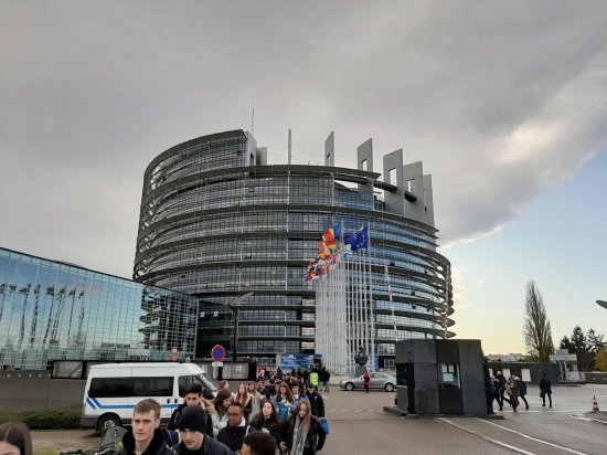 Wizyta w gmachu PE w Strasburgu na zaproszenie europoseł Anny Zalewskiej