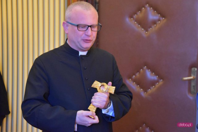 Skradzione relikwie wróciły do parafii św. Marcina w Piławie Górnej