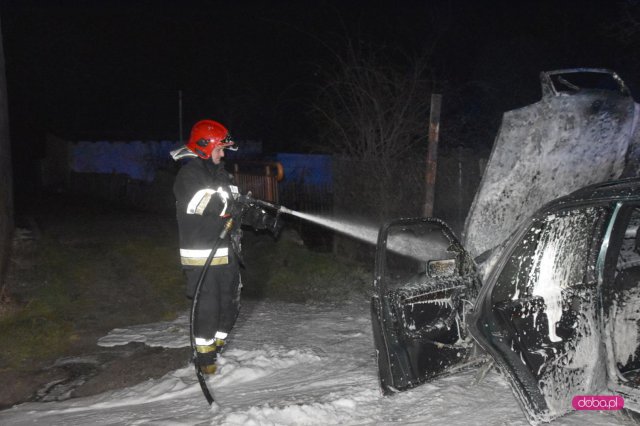 Kolejny samochód spłonął w Pieszycach