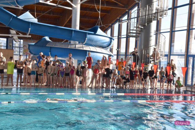 Mityng Pływacki Pływamy dla WOŚP w Bielawie
