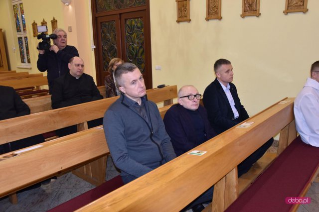 Spotkanie biskupa Deca z dziennikarzami w Świdnicy