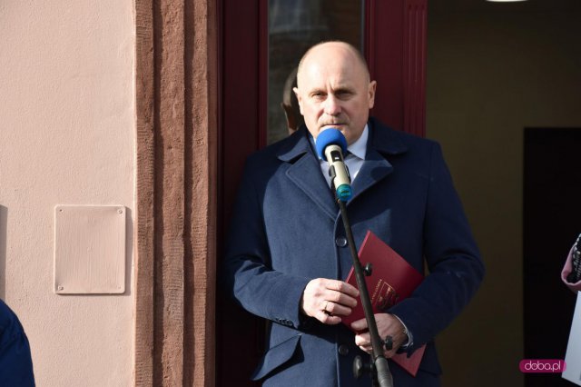 Plac Piastów Śląskich 4 w Piławie Górnej