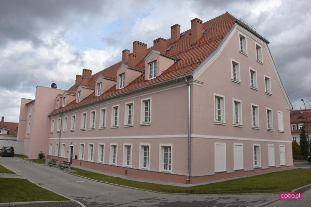 Plac Piastów Śląskich 4 w Piławie Górnej