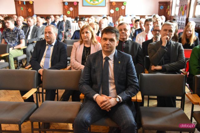 Plac Piastów Śląskich 4 w Piławie Górnej