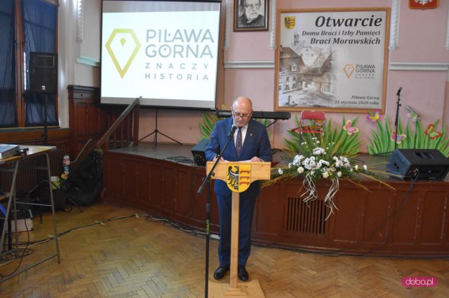 Plac Piastów Śląskich 4 w Piławie Górnej