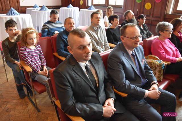 Plac Piastów Śląskich 4 w Piławie Górnej