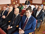 Plac Piastów Śląskich 4 w Piławie Górnej