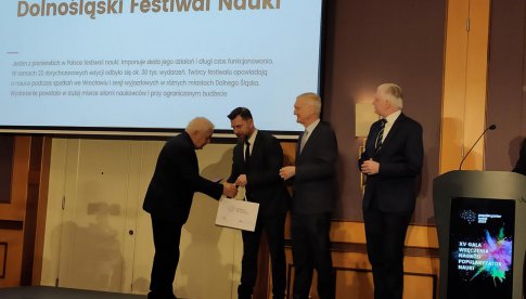 Dolnośląski Festiwal Nauki laureatem konkursu Popularyzator Nauki 2019