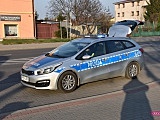 Policja i pogotowie ratunkowe na Bielawskiej w Pieszycach