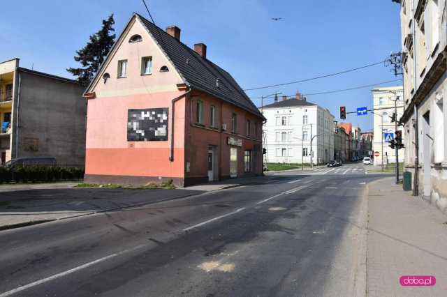 Zderzenie samochodu dostawczego z ciężarowym