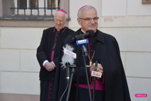 Biskup Mendyk objął kanonicznie diecezję świdnicką