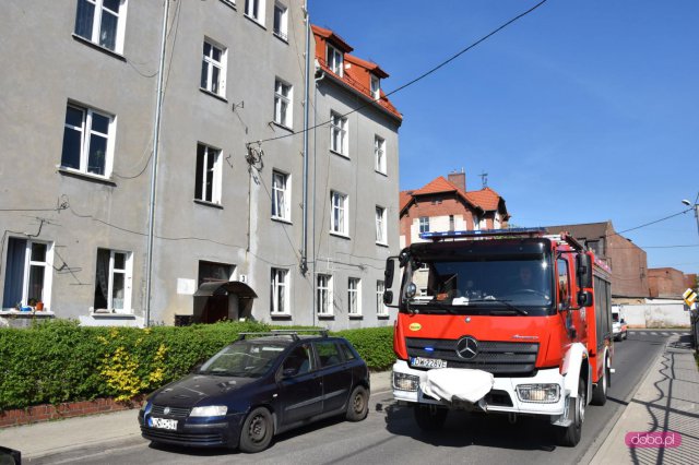 Służby ratunkowe na Chrobrego w Bielawie