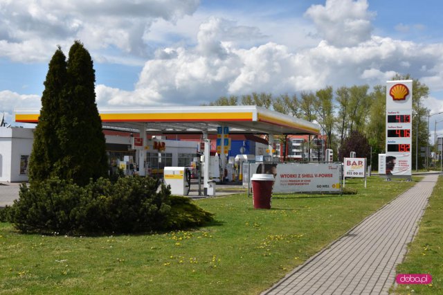Stacje paliw w powiecie dzierżoniowskim