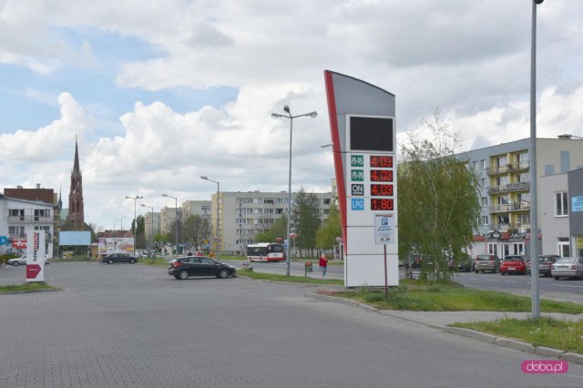 Stacje paliw w powiecie dzierżoniowskim