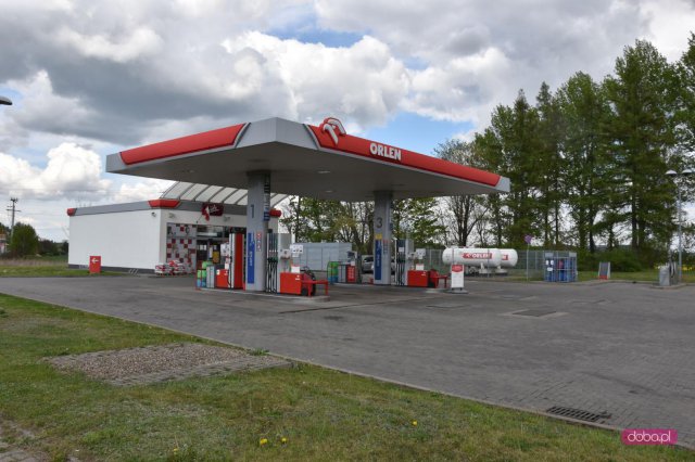 Stacje paliw w powiecie dzierżoniowskim