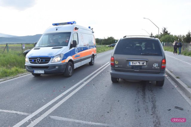 Kolejny wypadek przy wyjeździe z Bielawy do Pieszyc