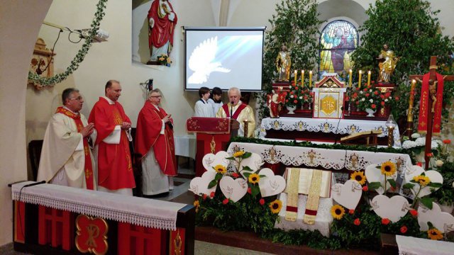 50 lat kapłaństwa księdza prałata Stanisława Kucharskiego z Jaźwiny 