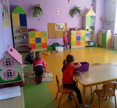 Tak funkcjonują żłobki i przedszkola w Bielawie