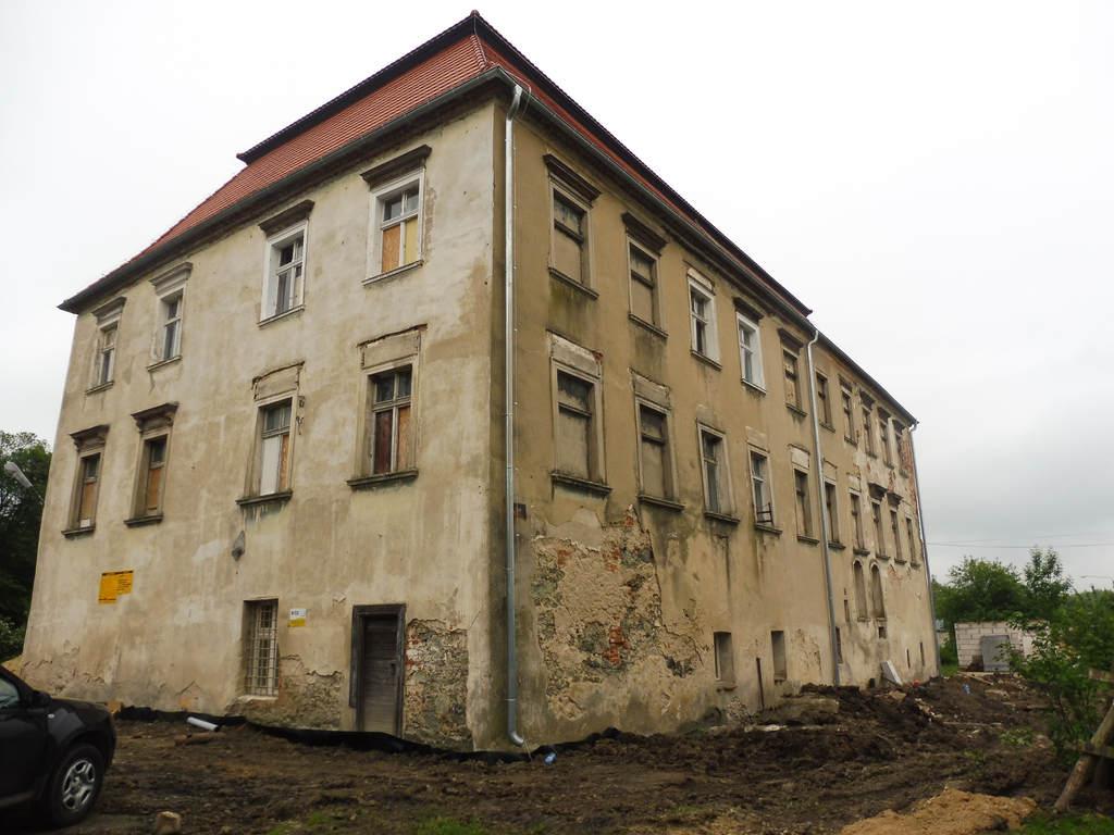 Trwają prace rewitalizacyjne zabytkowego pałacu w Kiełczynie