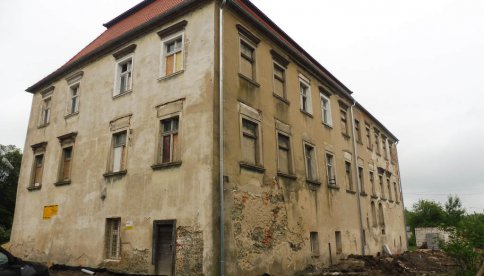 Trwają prace rewitalizacyjne zabytkowego pałacu w Kiełczynie
