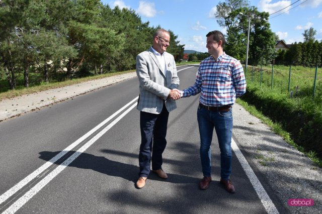 Inwestycja drogowa we Włókach za 1,4 mln złotych – oddana do użytkowania
