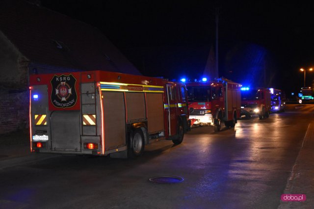 Straż pożarna w jednym z zakładów w Dzierżoniowie