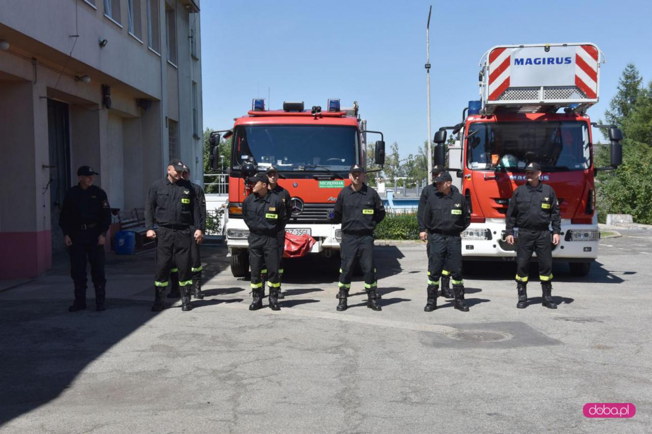 Podziękowania dla strażaków za akcję przy pożarze w Pieszycach