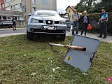 VW golf zderzył się z seatem w Bielawie