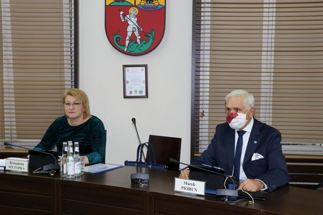 Sesja Rady Powiatu Dzierżoniowskiego