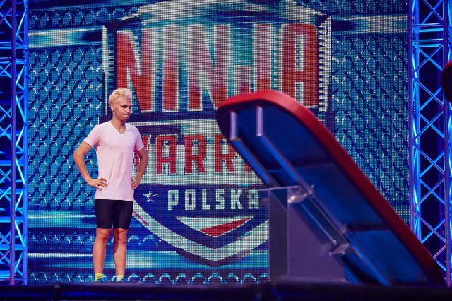 Marek Chabielski z Piławy Górnej na torze „Ninja Warrior Polska”
