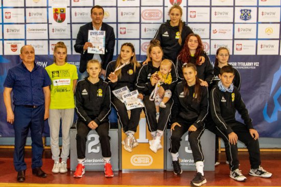 Roksana Łosyk zdobywa brązowy medal w Mistrzostwach Polski Seniorek w Zapasach 