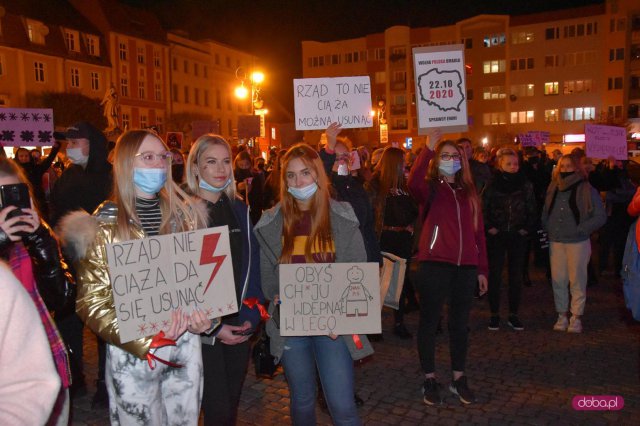 Policja wyznacza trasy alternatywne podczas protestu kobiet