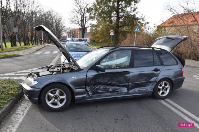 Zderzenie dwóch pojazdów w Bielawie