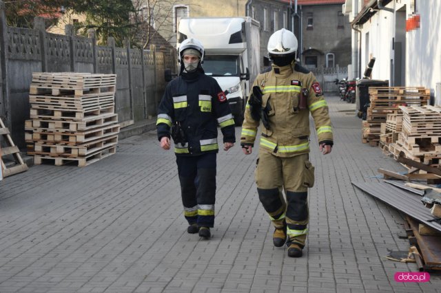 Pożar hali w Pieszycach
