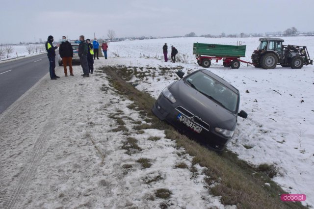 Samochód wypadł z drogi Łagiewniki -  Ratajno