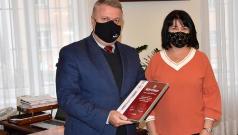 Gratulacje - UKS Lechia Dzierżoniów z certyfikatem PZPN!