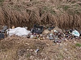 Śmieci przy drodze Kietlice - Ostroszowice