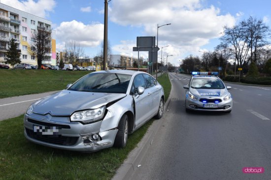 Zderzenie toyoty z citroenem w Dzierżoniowie