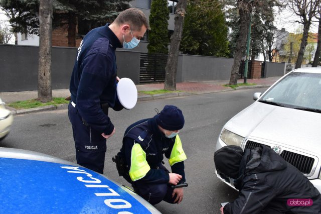 Zdarzenie drogowe na Grota-Roweckiego w Dzierżoniowie