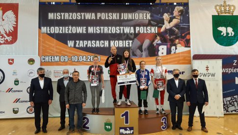 5 medali Mistrzostw Polski w zapasach dla zapaśniczek Juniora Dzierżoniów