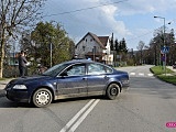 Zderzenie peugeota z volkswagenem w Bielawie