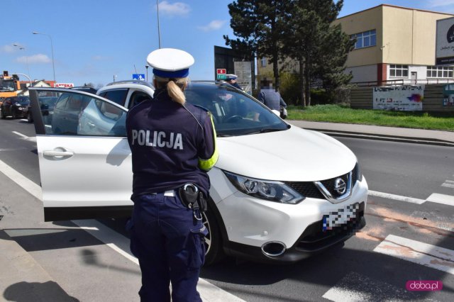 Zderzenie citroena z nissanem w Łagiewnikach