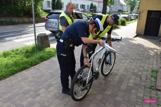 Wypadek z udziałem rowerzysty w Dzierżoniowie