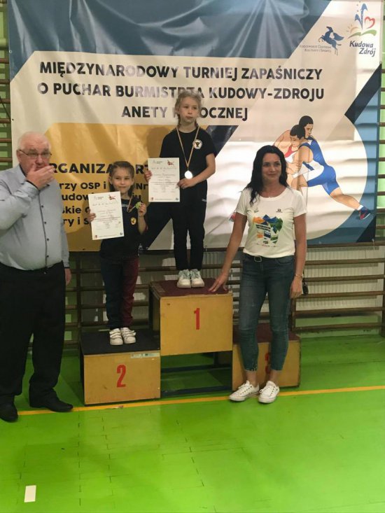 Pięć medali zapaśników z ULKS SOWA Pieszyce