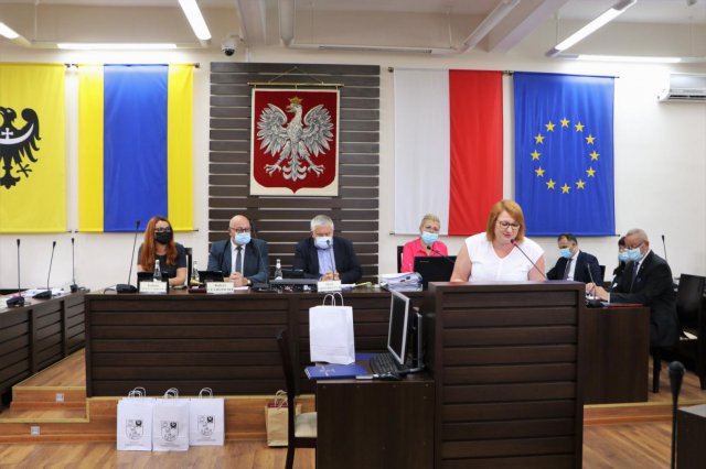 Wotum zaufania i absolutorium dla Zarządu Powiatu Dzierżoniowskiego